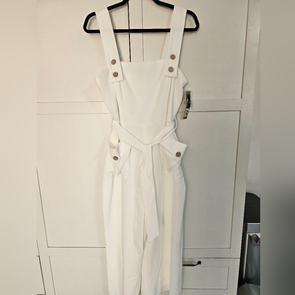 Gianni Bini Daphne Apron Jumpsuit White Ivory Wide Leg NWT Size 8 Bridal Career